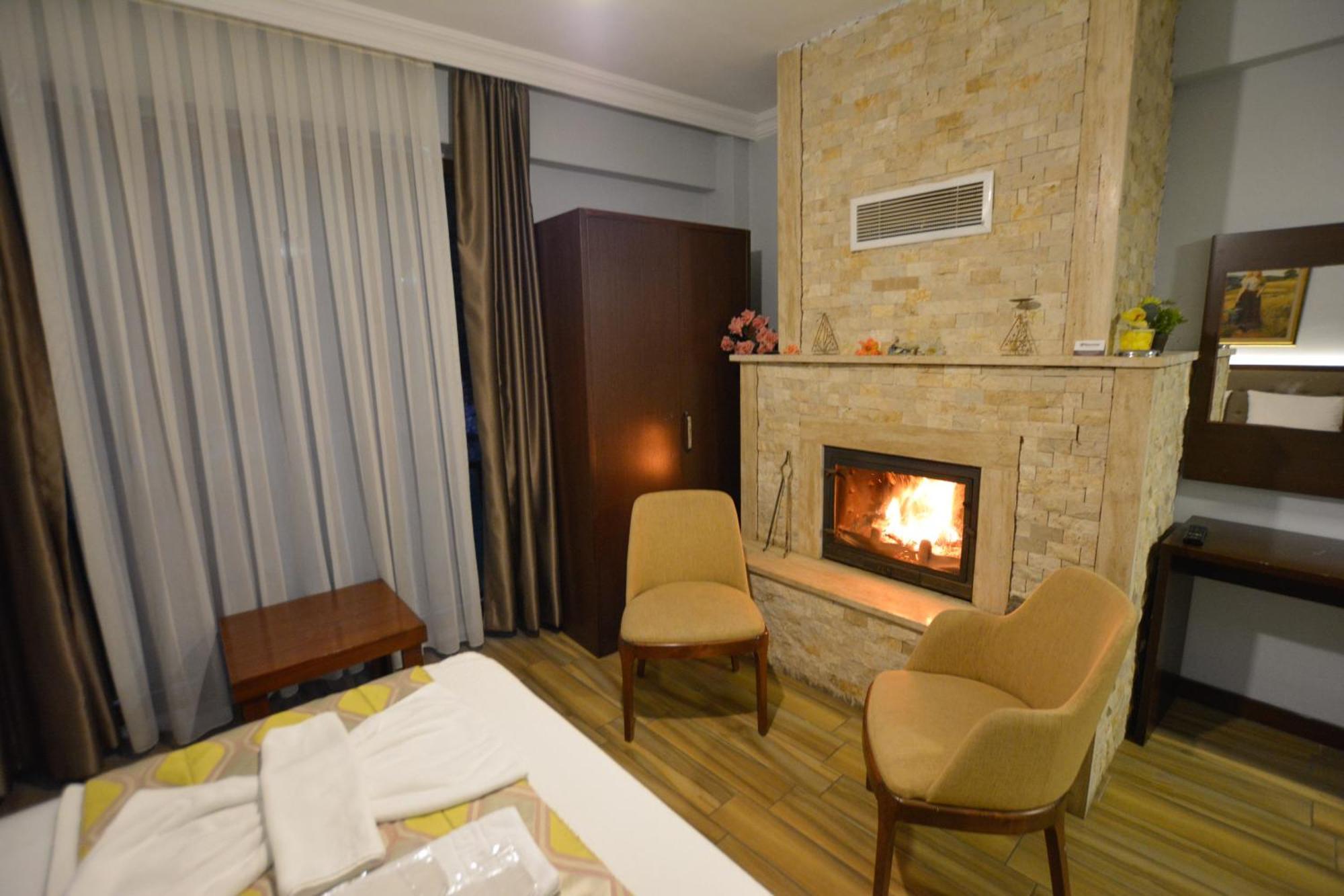 Hill River Hotel Агва Экстерьер фото